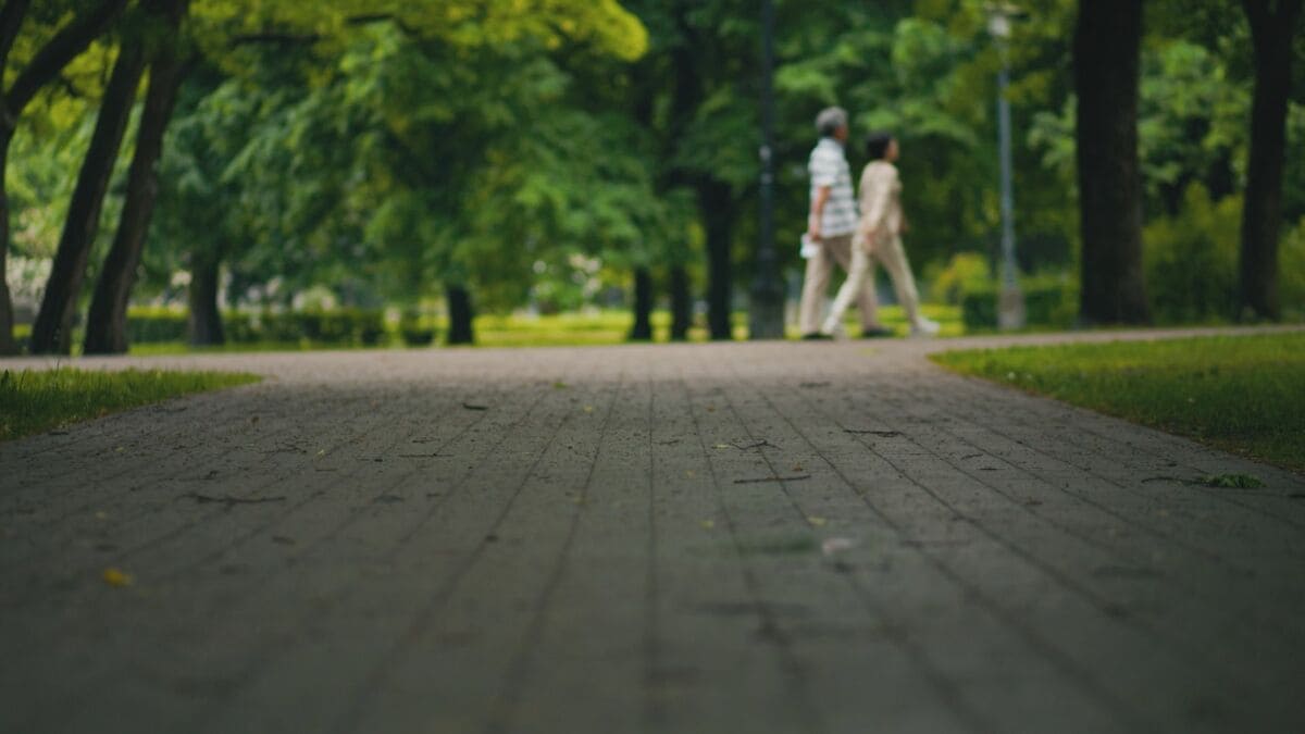 ｢やだ、褒めてばっかりじゃん！私大好きじゃん｣結婚30年、手もつながない夫へ贈った漢字1字のラブレターと、シャイな夫からの返事