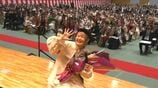 サプライズ登場したのはハラミちゃん 中国学園大学の卒業式に 自身の人生をもとに卒業生にピアノ演奏でエール【岡山】 | 岡山・香川のニュース | 天気 | RSK山陽放送