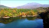 【カメラスケッチ】湖を彩る紅葉　宮城・七ヶ宿町|TBS NEWS DIG