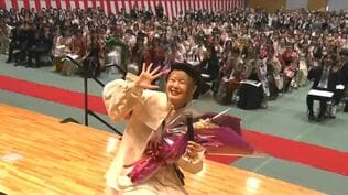 サプライズ登場したのはハラミちゃん 中国学園大学の卒業式に 自身の人生をもとに卒業生にピアノ演奏でエール【岡山】 | 岡山・香川のニュース | 天気 | RSK山陽放送