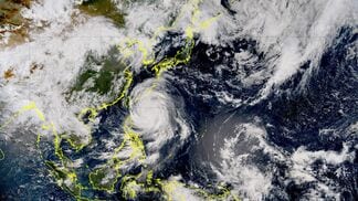 【台風情報】非常に強い勢力で11日午前に沖縄・先島諸島へ最接近…暴風や猛烈な雨・高波に厳重警戒、24時間降水量は最大250ミリ予想【雨風シミュレーション】 | 富山のニュース|天気・防災|チューリップテレビ