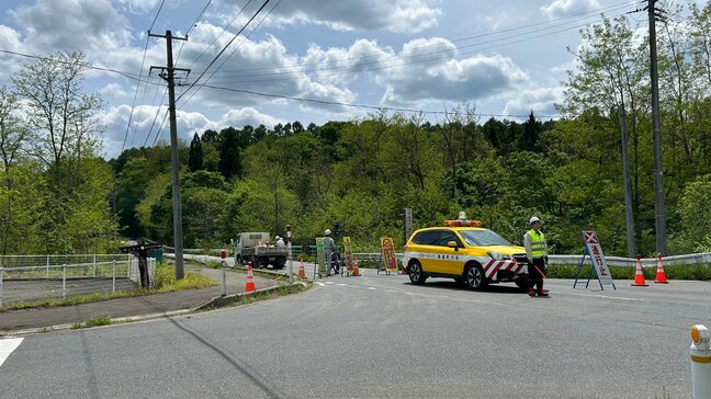 農業用パイプラインが損傷し道路が冠水　矢巾町の町道の一部が通行止め　岩手|TBS NEWS DIG