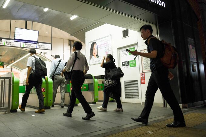 ９月の基本給が32年ぶりの高い伸び、日銀利上げ観測の支えに