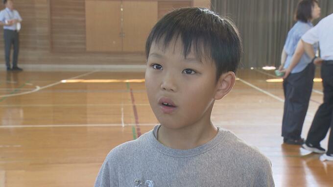 おばあちゃん困ってる…小学4年生がとった"とっさの判断"とは?高齢女性の無事保護につなげ警察署長から感謝状 | 長崎のニュース | 天気 | NBC長崎放送