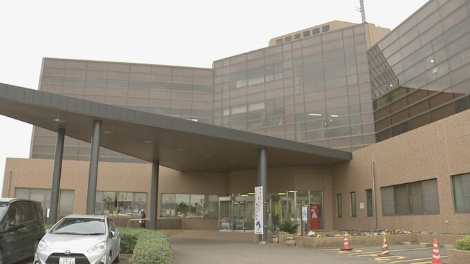 千葉県の公立中学校教諭（32）を現行犯逮捕　女子高校生のスカートの中を盗撮した疑い「ドキドキ感がたまらない」|TBS NEWS DIG
