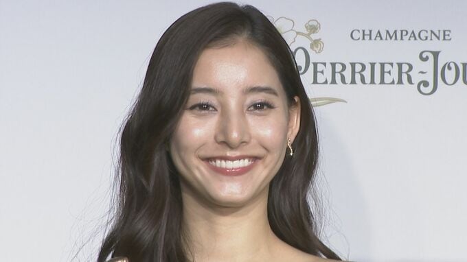 【 新木優子 】　ヴィンテージシャンパンを堪能　「華やかな味わい」「濃密な風味」にうっとり|TBS NEWS DIG