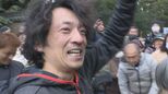 猛ダッシュで“魔除け”千木奪い合う 熱田神宮の歩射神事 手に入れたのは37歳男性「もうすぐ4人目の子どもが生まれる」 | 名古屋・愛知・岐阜・三重のニュース【CBC news】 | CBC web