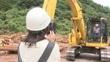 夏休みの子どもたちが丸太の市場に スギやヒノキの良質な丸太の見分け方や入札などを学ぶ=静岡・藤枝市|TBS NEWS DIG
