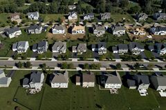 米新築住宅販売、８月は4.7％減少－買い手はローン金利の低下待ち| TBS CROSS DIG with Bloomberg