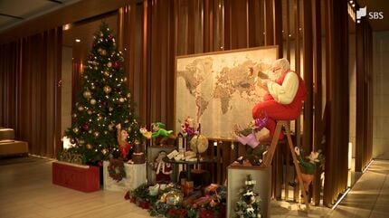 クリスマスイルミネーション 煙突の大きなお家 サンタクロースアイリス クリスマスイルミネーション 煙突の大きなお家 サンタクロースアイリス