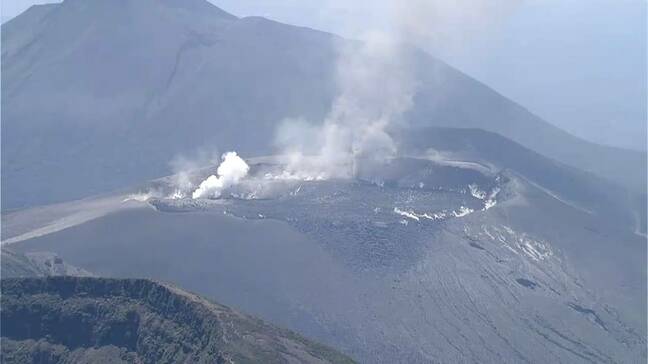 新燃岳噴火続く 専門家ヘリリポート「火砕が流れた」「さらに大きな噴火の可能性も」|TBS NEWS DIG