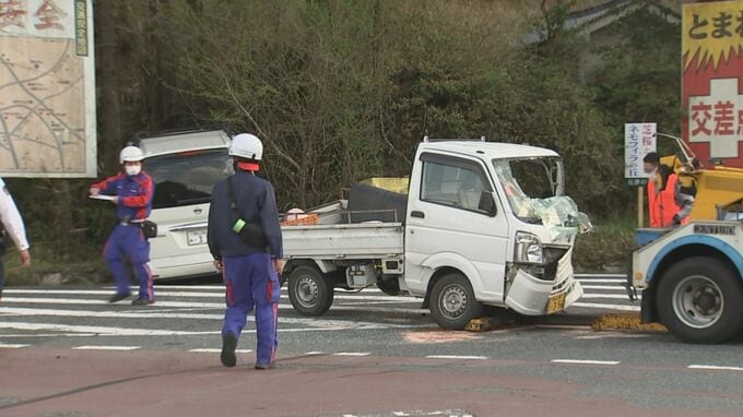 【速報】交差点で軽トラックと乗用車が衝突　80代女性が死亡 3人けが　出会い頭の事故か　広島|TBS NEWS DIG