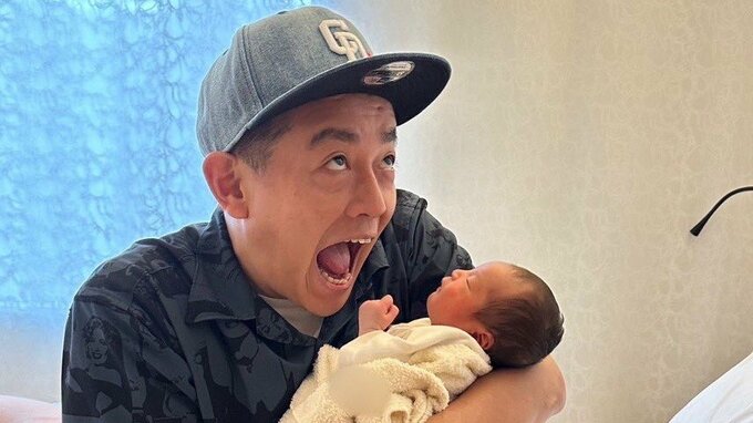 井戸田潤さん　わが子に会いにカブを走らせ　中日も応援「ドラゴンズの英才教育」|TBS NEWS DIG