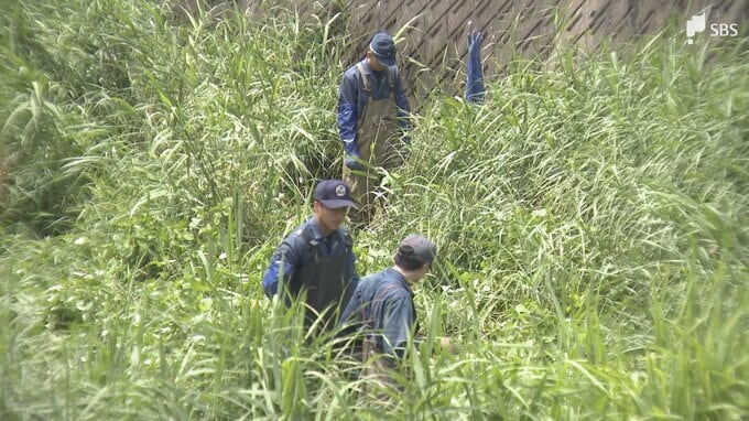 「犯人がはまって動けなくなっている」銅管を盗もうとした疑いで逮捕された自称・解体工の男 川に逃げ込み泥にはまって確保される＝静岡|TBS NEWS DIG