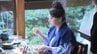 友近さん×にしいさん 再コンビで温泉ロケ！友近さんの入浴シーンも…「できたら色っぽく黄桜のカッパ女みたいに撮って(笑)」 愛媛県今治市の鈍川温泉をPR　|　愛媛のニュース - Nスタえひめ｜あいテレビは6チャンネル