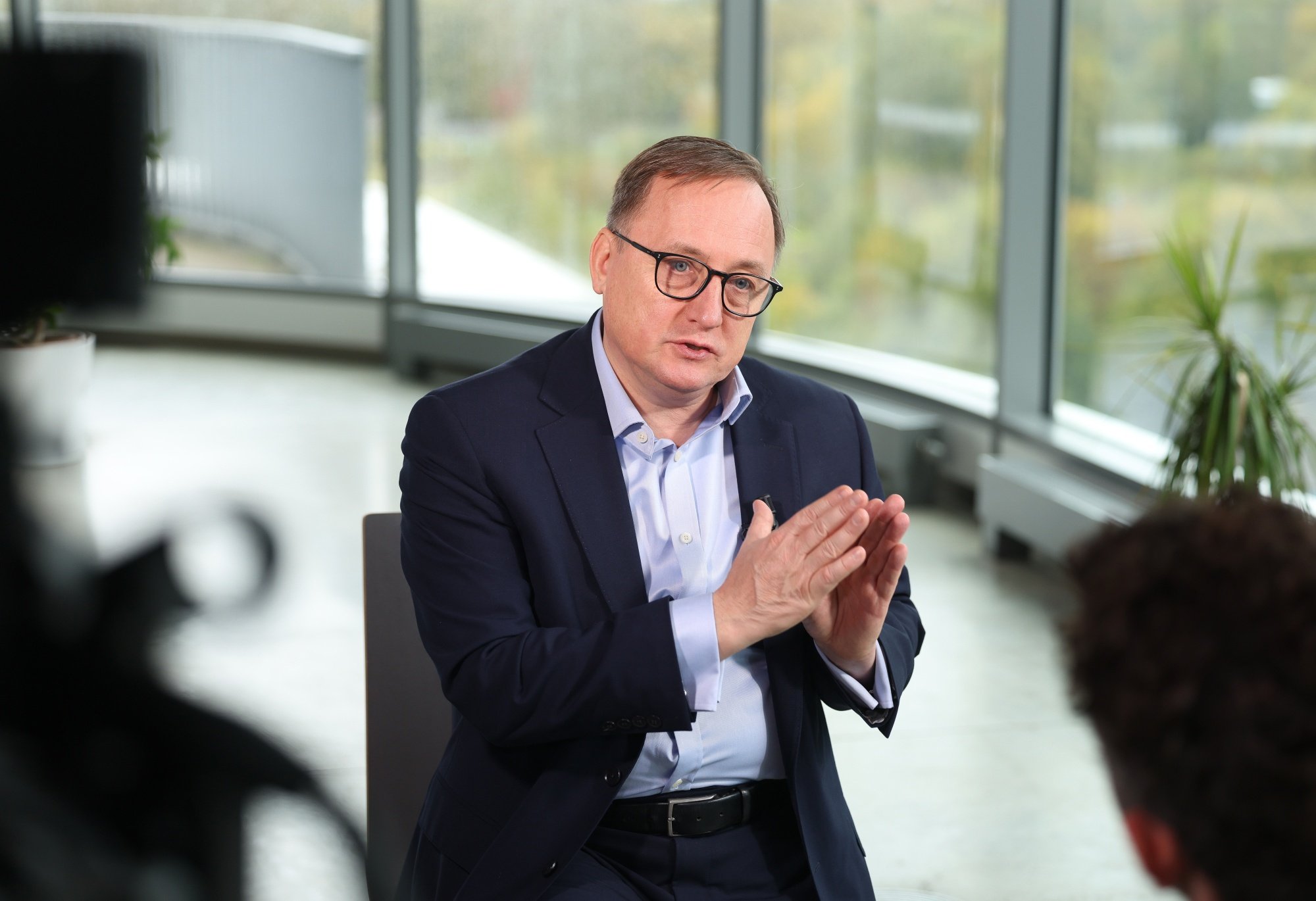 ECBカザークス氏､｢ロシアと戦争状態｣と認識－金融システムの備え必要