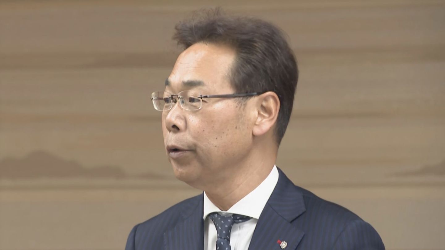 町長のハラスメント疑惑　職員に“謝罪”も10分足らずで質疑なし　パワハラの有無も言及なく「納得できない」