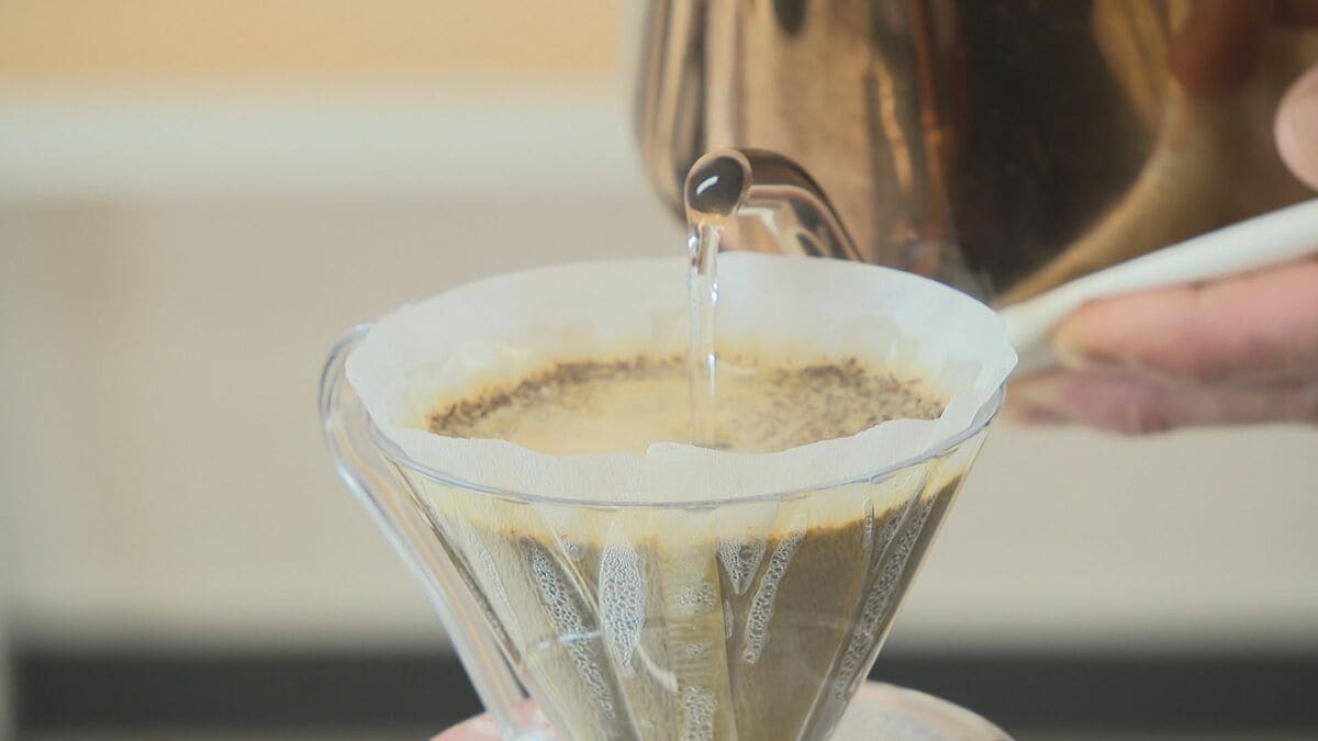 ハンドドリップ日本一決定戦　別府市のコーヒー器具メーカーが地元で開催