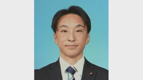 埼玉県戸田市の渡辺塁市議会議員を公職選挙法の買収で逮捕　運動員にビラ配りの報酬で現金3万5000円渡した疑い　埼玉県警|TBS NEWS DIG