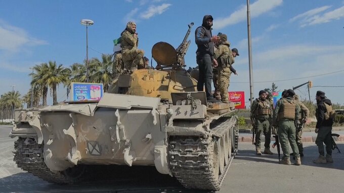 シリアで暫定政権部隊と前政権の“残党”が衝突　140人が死亡　続く不安定な治安状況|TBS NEWS DIG