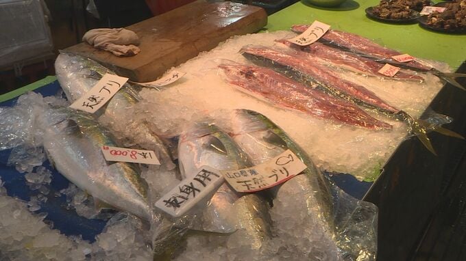 唐戸市場お正月モードに　特産のフグのミガキ、数の子など並ぶ　山口・下関|TBS NEWS DIG