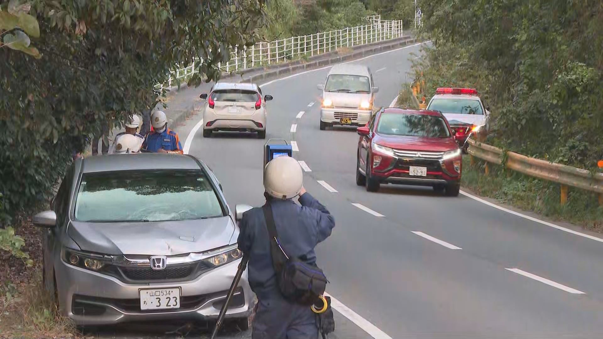 速報】高齢ドライバー運転車両に歩道ではねられる 意識不明で高齢とみ