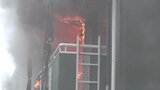 アパートの窓から激しい炎が…2階建てのアパートで火事 男性1人が煙を吸い救急搬送 愛媛・松山市 | 愛媛のニュース - Nスタえひめ|あいテレビは6チャンネル