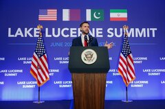 米国、イラン産原油販売を60日間容認－核査察巡る主張に隔たり| TBS CROSS DIG with Bloomberg