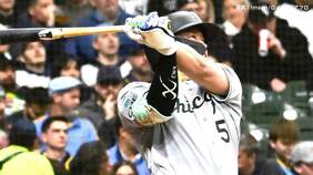 村上宗隆 開幕2戦連続弾 デビューから2戦連発は06年城島以来、日本選手2人目、チームは連敗…2戦3得点 そのうち村上のHRで2得点|TBS NEWS DIG