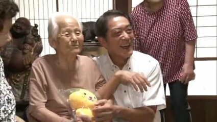 日本酒もビールもやる」知事が100歳のお祝いで訪問 県内の100歳以上の