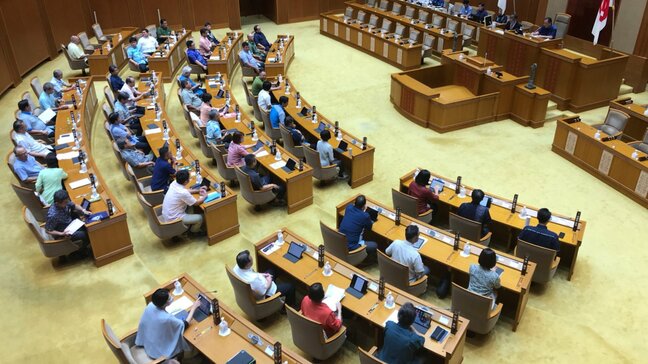 西田議員「歴史の書き換え」「教育むちゃくちゃ」発言めぐり抗議決議案の調整難航　沖縄県議会|TBS NEWS DIG
