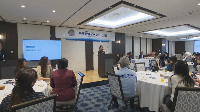 「この仕事を選んでよかった」外国人介護実習生が思い語る交流イベント初開催 介助技術の披露も　|　大分のニュース｜OBS NEWS｜大分放送