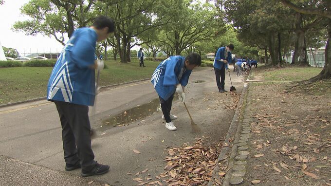 ピックルボール世界大会を前に清掃　地元企業１５０人が参加　山口　|　山口のニュース・天気・防災｜tys NEWS｜ｔｙｓテレビ山口