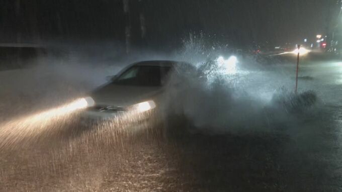 記録的大雨で床上浸水も100人以上が避難　盛岡市内の国道で通行止めも　2千戸以上で一時停電も発生|TBS NEWS DIG
