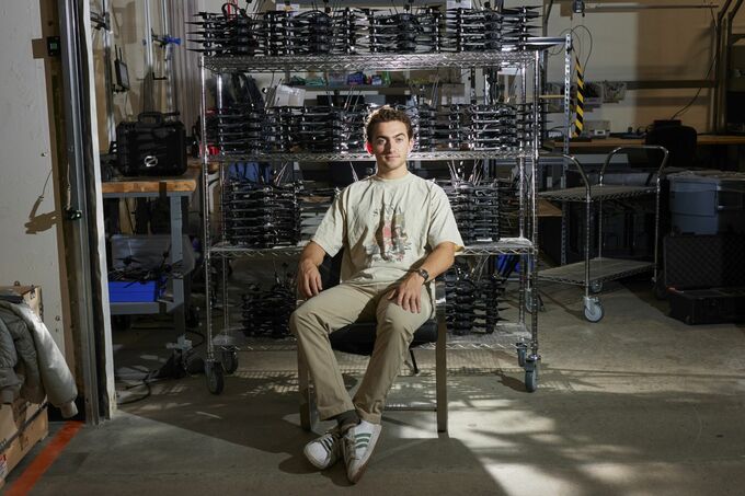 シリコンバレーが切り拓く軍需新時代、立ちはだかるのは官の壁