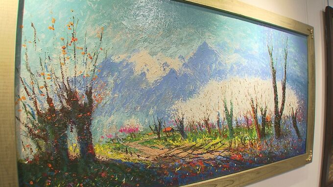 故郷を再現した油絵など 宮古島出身の画家 「神居琉紀-絵画展」　|　沖縄のニュース｜RBC 琉球放送