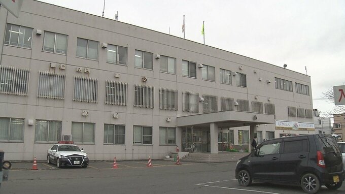 夜明け前のマンション一室に男が侵入「金目のものを出せ」 1人暮らしの女性「そんなものないよ」 男は何も取らず逃走 強盗未遂事件として警察が男の行方追う|TBS NEWS DIG