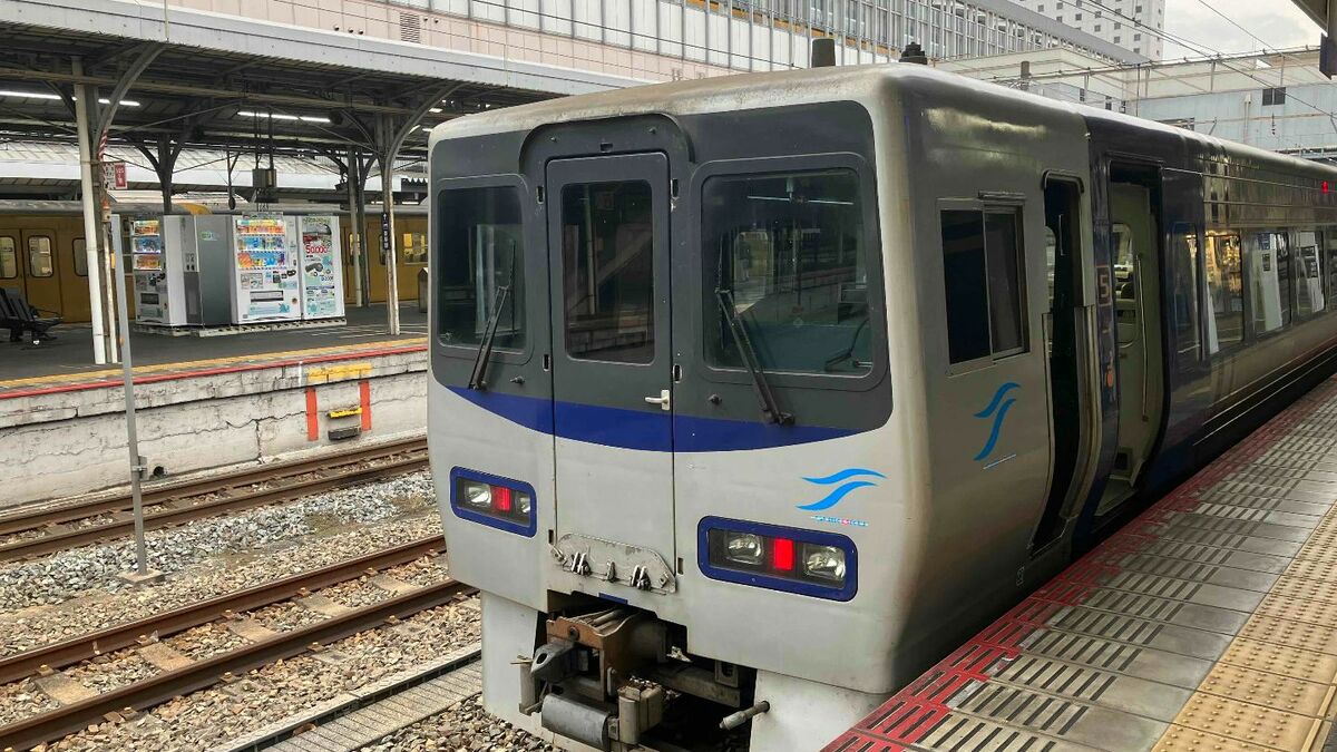 【予讃線】特急「しおかぜ・いしづち11号」が松山市の踏切で人と接触　伊予北条～松山駅で一時運休　午後4時25分運転再開【15日】