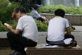 団塊世代は75歳、“働かない高齢者”急増で実は「消費にブレーキ」　賃上げ届かぬシニアに仕事が必要| TBS CROSS DIG with Bloomberg