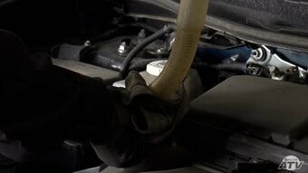 「ここまで物が入ってこないというのが初めて」車に欠かせないエンジンオイルの入荷が4月上旬から停止　在庫不足に悩む自動車整備工場　中東情勢悪化で石油製品の供給不足の影響が青森県内にも…　|　青森のニュース│ATV NEWS│青森テレビ