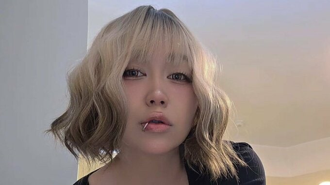 【 りんごちゃん 】　超絶イメチェン姿に驚きの声　「ビックリしたぁ」「かわかっこいい」　ハイトーンのウィッグ　口元にもピアス着用|TBS NEWS DIG