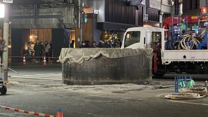 【速報】ついに…あす切断へ　大阪・新御堂筋の鋼鉄管突き出し「隆起部分」午前8時から切断準備 大阪市が方針をHPで公表|TBS NEWS DIG