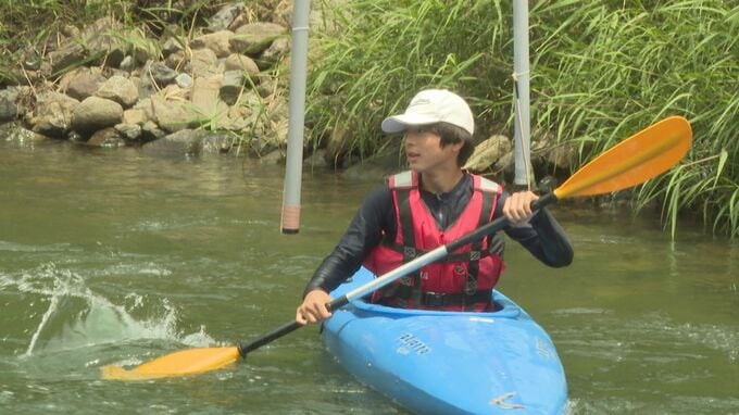 山と海の中学生が川でカヌー体験“地域への愛着深める”やぶに突っ込むハプニングも　山口・萩|TBS NEWS DIG