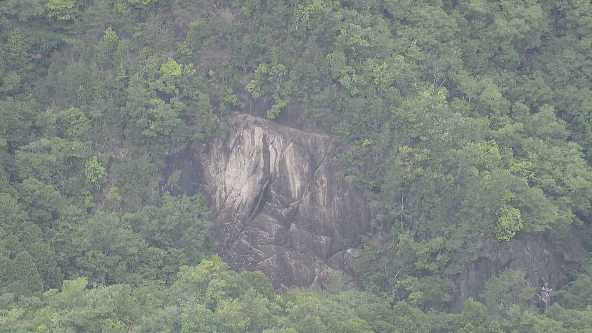 ロッククライミング中に転落したか、倒れていた男性（61）が意識不明の重体　愛好家に人気の岩場を1人で訪れる