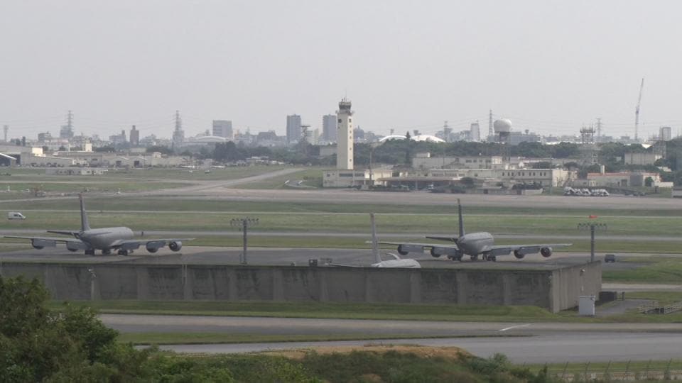 米軍パラシュート訓練　嘉手納基地で予定の訓練は中止か　東京・福生市ではパラシュートの一部が児童館に落下