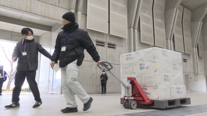 「物資を届ける前提としてしっかり受け入れる」　大規模災害時の物資輸送を想定した初の実動訓練　山梨県