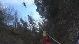 20メートル下に滑落か...クマ駆除中に転倒しケガをした女性、救助に向かった消防隊も下山できず→けさ消防ヘリで救助　右腕や骨盤付近骨折の疑い（山形）　|　山形のニュース│TUYテレビユー山形