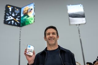 アップル、折りたたみ式iPhone Duoを今年600万台販売へ-調査会社予測| TBS CROSS DIG with Bloomberg
