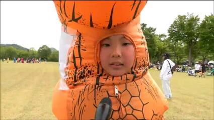 走りづらかったです」ティラノサウルスレースに幼獣から成獣160人が