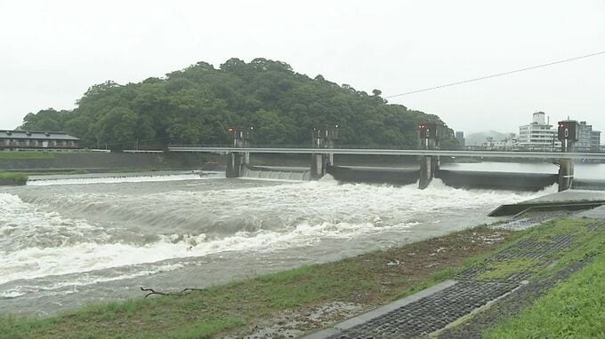 九州南部で降り始めから400ミリ超の大雨　西日本で土砂災害に厳重警戒|TBS NEWS DIG